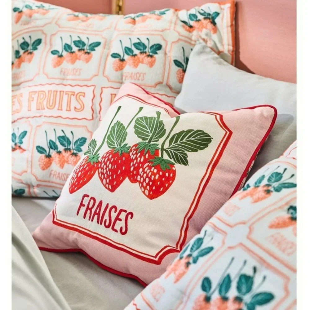 Anthropologie Throw Pillow Strawberries France French Embroidered‎ Les Fruits